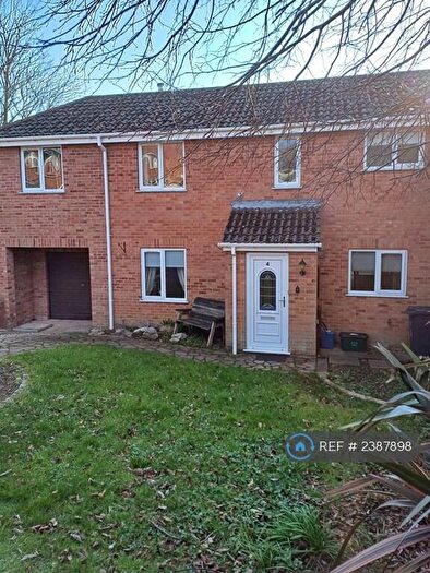 4 Bedroom Semi-Detached House To Rent In Whitethorn Close, Sidmouth, EX10