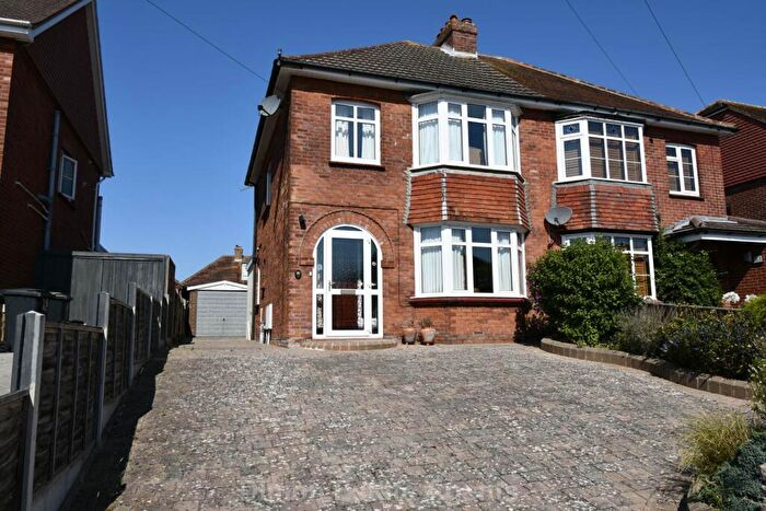 3 Bedroom Semi-Detached House For Sale In Bury Close, Gosport, PO12