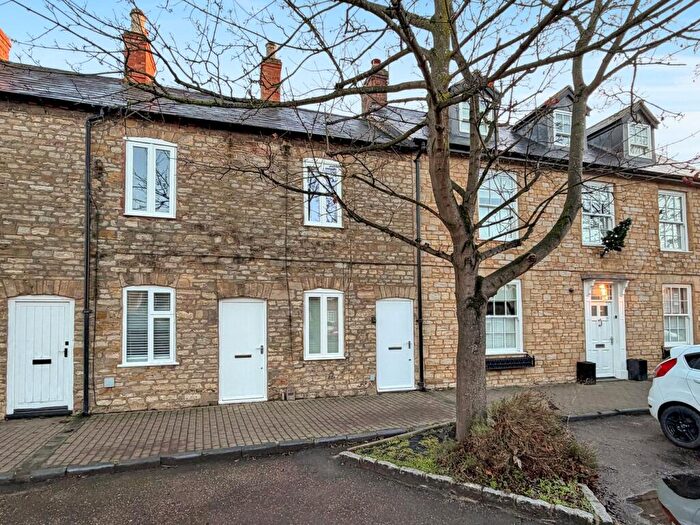 1 Bedroom Cottage To Rent In High Street, Olney, MK46