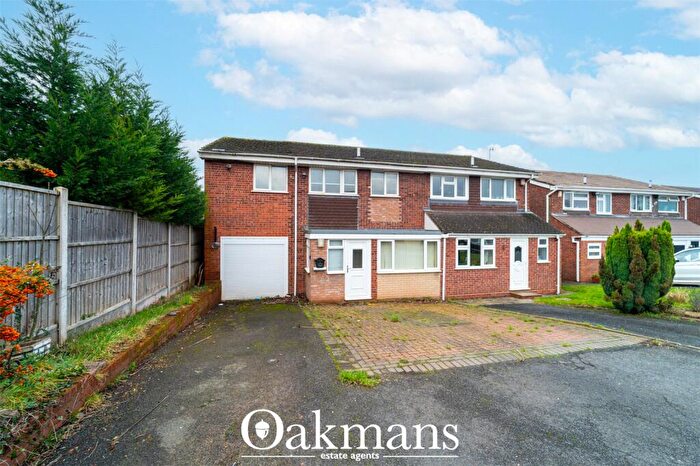 5 Bedroom Semi Detached House For Sale In Cotswold Way, Bromsgrove, Worcestershire, B61