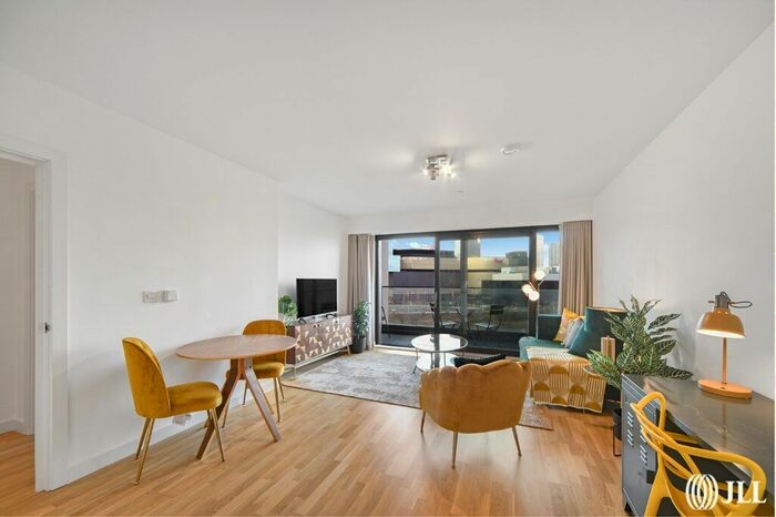 1 Bedroom Flat To Rent In Legacy Tower, London, E15