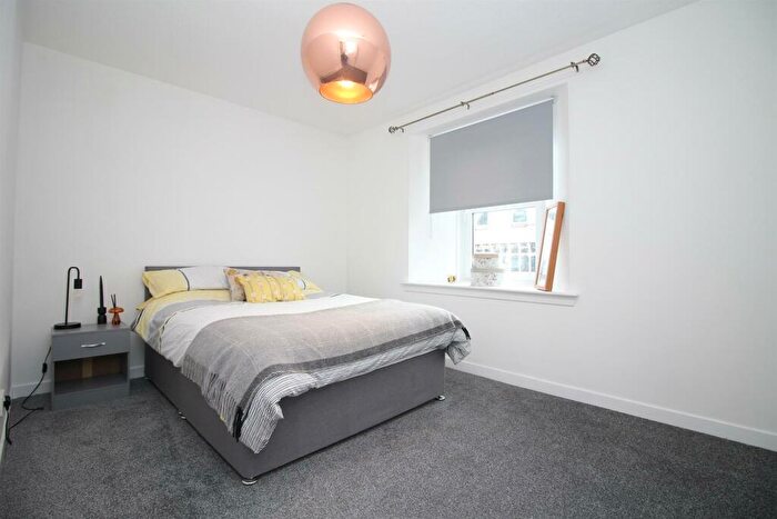 1 Bedroom Flat For Sale In East Main Street, Armadale, EH48