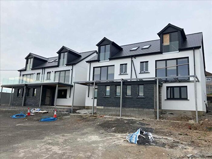 4 Bedroom Semi-Detached House For Sale In Nos To Cleddau Court, Neyland, SA73