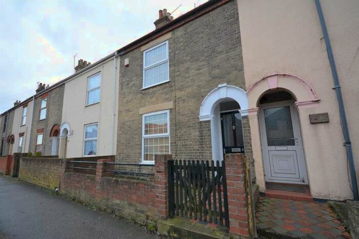 3 Bedroom Terraced House To Rent In Stradbroke Road, Lowestoft, NR33