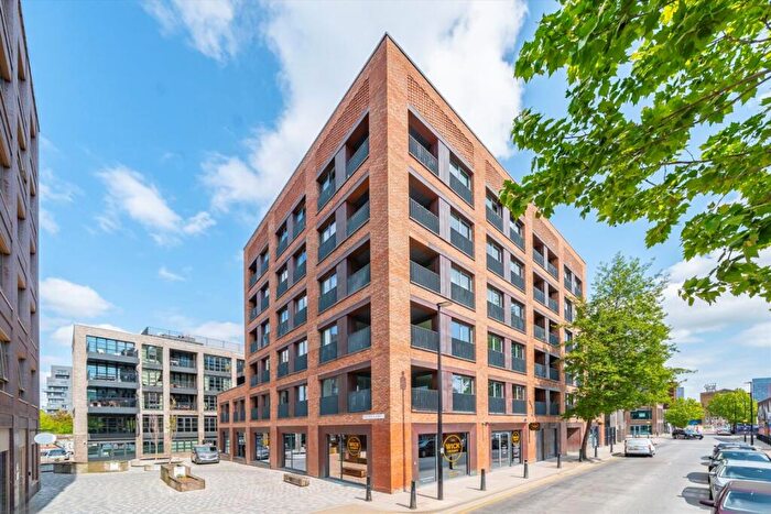 2 Bedroom Flat For Sale In Rothbury Road, Hackney Wick, E9