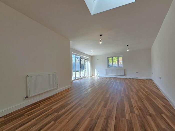 5 Bedroom Semi-Detached House To Rent In St Peters Gardens, Weston Favell, Northampton, NN3