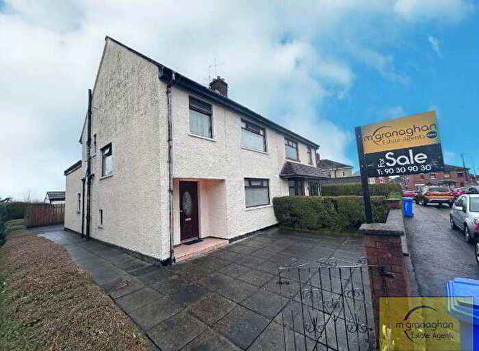 3 Bedroom Semi-Detached House For Sale In Denewood Park, Belfast, BT11