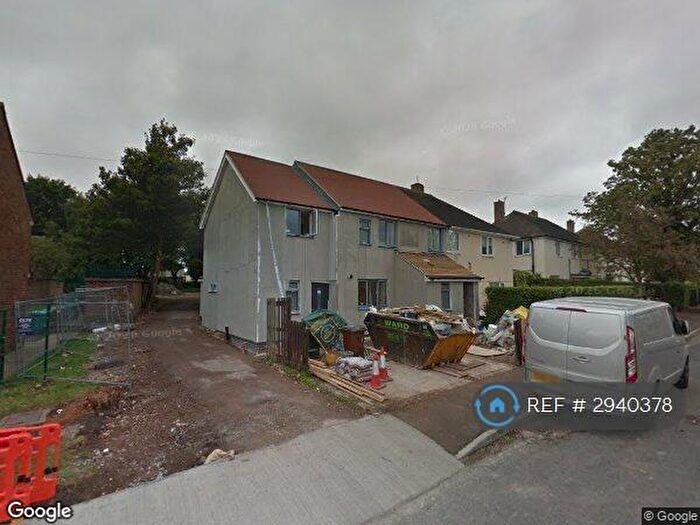 4 Bedroom Semi-Detached House To Rent In Colesbourne Road, Nottingham, NG11