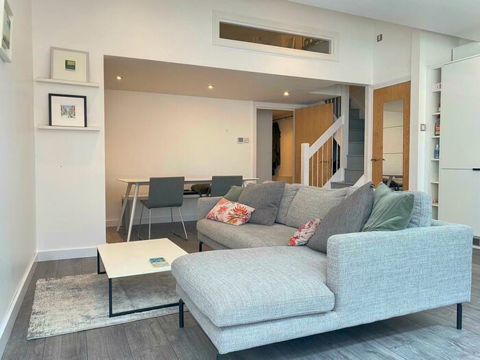 1 Bedroom Flat To Rent In Luna Street, Manchester, M4