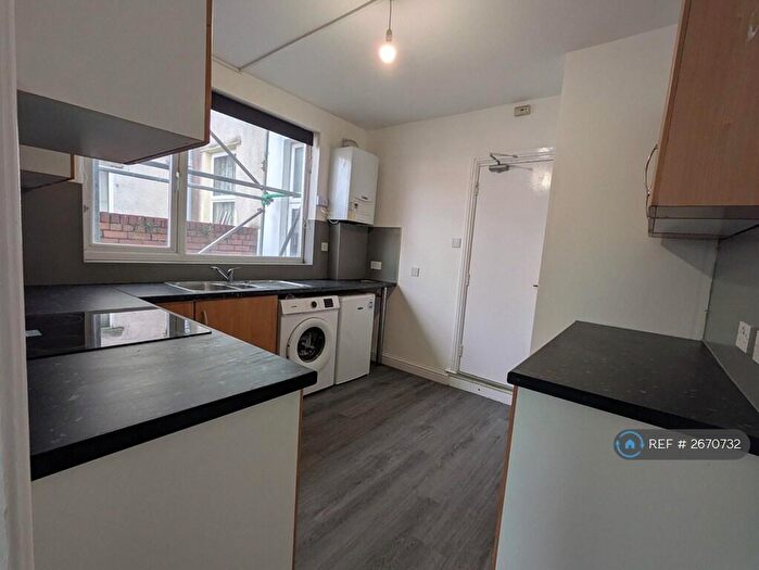 Studio To Rent In Avonmouth, Bristol, BS11