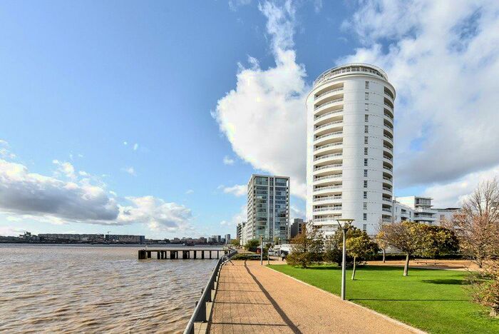 2 Bedroom Apartment To Rent In Barrier Point Road, Royal Docks, London, E16