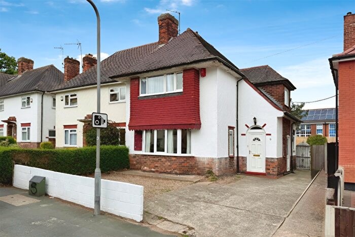 3 Bedroom Semi Detached House For Sale In Boundary Road, Beeston, NG9