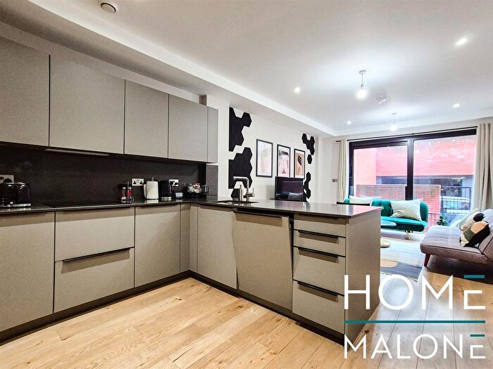 3 Bedroom Flat To Rent In Richardson Apartments, Causton Road, N6