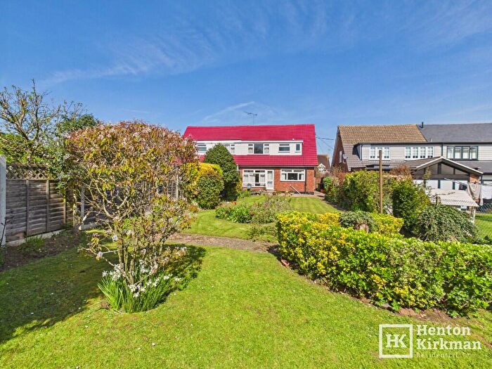 3 Bedroom Detached House For Sale In Norsey View Drive, Billericay, Essex, CM12