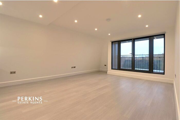 1 Bedroom Flat To Rent In Church Road, Northolt, UB5