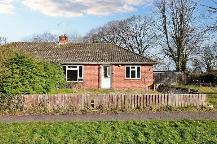 2 Bedroom Semi-Detached Bungalow For Sale In Norwich Road, Cawston, Norwich, NR10
