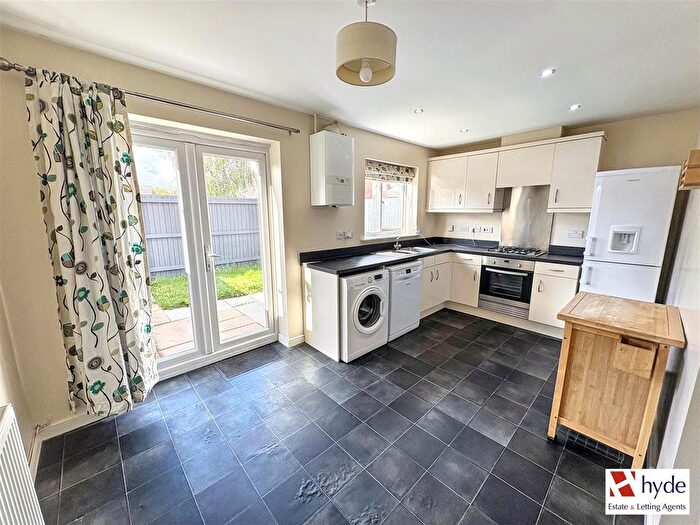 3 Bedroom Mews To Rent In Bewsey Road, Warrington., WA5