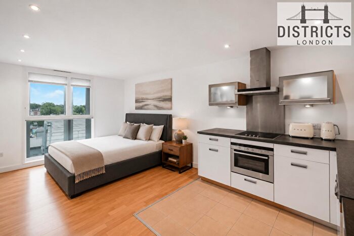 Apartment To Rent In Axis Court, East Lane, SE16
