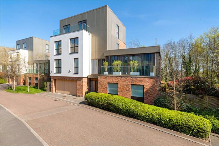 5 Bedroom Detached House For Sale In Plantation Avenue, Trumpington, Cambridge, CB2