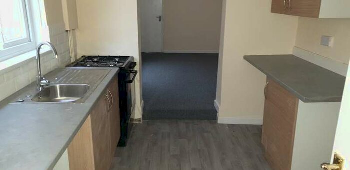 1 Bedroom Detached House To Rent In Coltham Road, Willenhall, West Midlands, WV12
