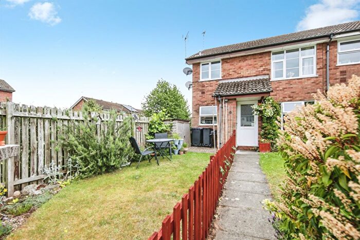 1 Bedroom Maisonette For Sale In Tisdale Rise, Kenilworth, CV8