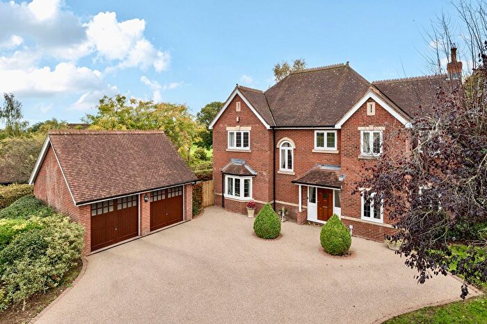 4 Bedroom Detached House For Sale In Lethbridge Park, Bishops Lydeard, TA4