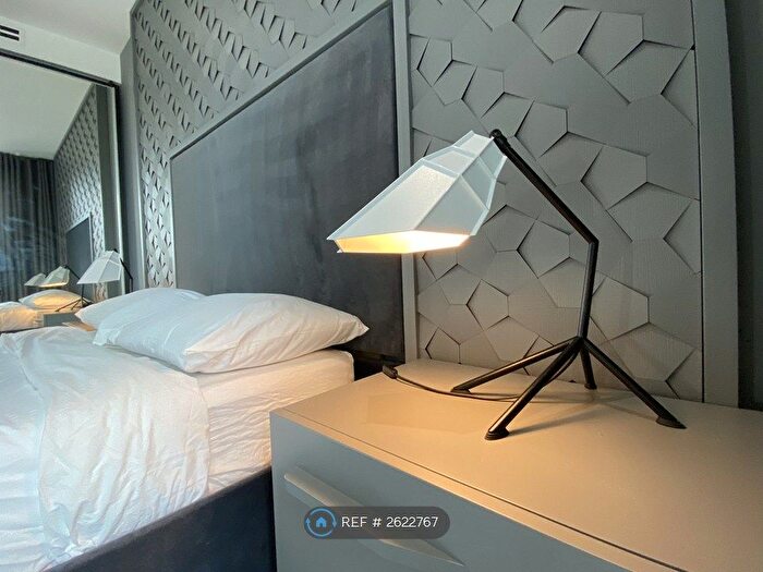 1 Bedroom Flat To Rent In Blackfriars Road, London, SE1