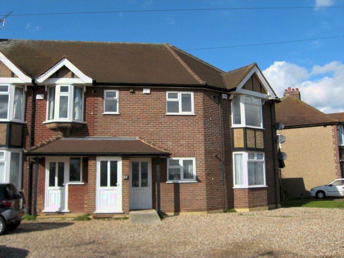 1 Bedroom Flat To Rent In Mercian Way, Cippenham, SL1
