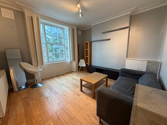 1 Bedroom Flat To Rent In Brixton Road, London, SW9