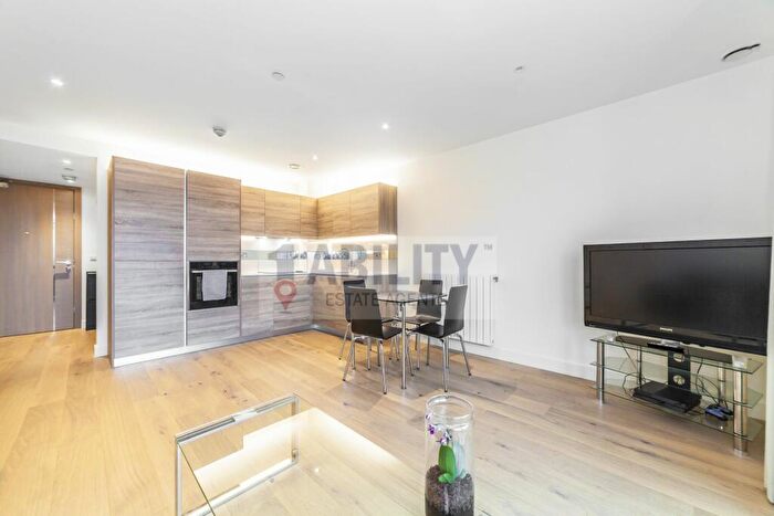 1 Bedroom Flat To Rent In Hampton Apartments, SE18