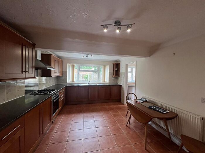 2 Bedroom Bungalow To Rent In Orchard Close, Orlingbury, Kettering, NN14