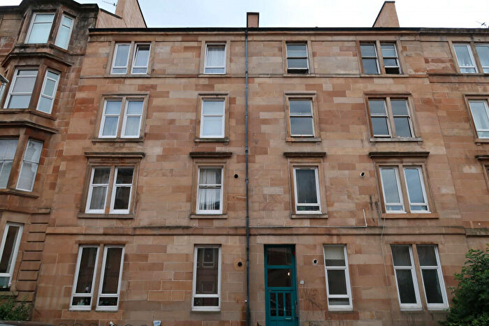 1 Bedroom Flat To Rent In Dixon Avenue, Govanhill, G42