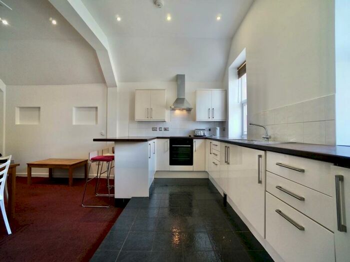 3 Bedroom House To Rent In Ambrose Street, Bangor, LL57