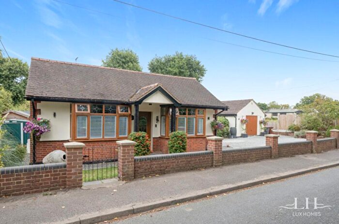 3 Bedroom Bungalow For Sale In Crow Green Road, Pilgrims Hatch, CM15