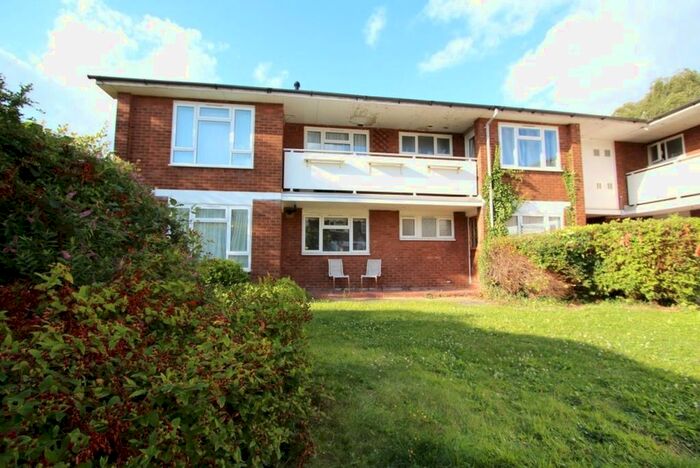 4 Bedroom Flat To Rent In Anglesea Road, Kingston Upon Thames, KT1