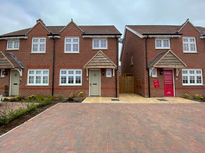 3 Bedroom Semi-Detached House To Rent In East View Close, Houlton, Rugby, CV23