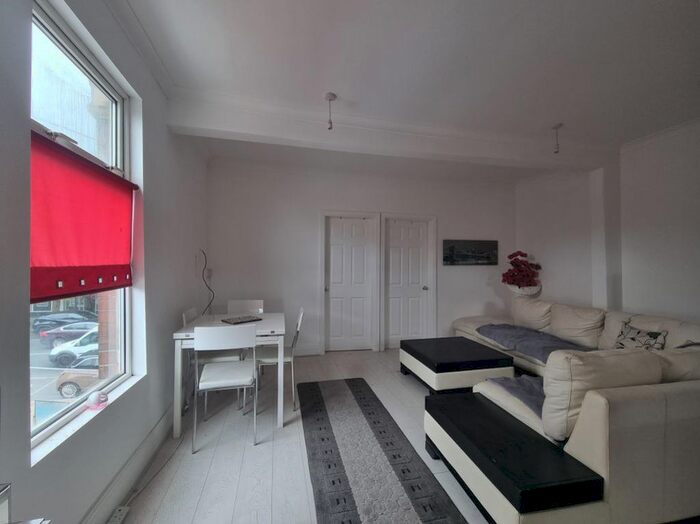 2 Bedroom Flat To Rent In Hessle Road, Hull, HU3