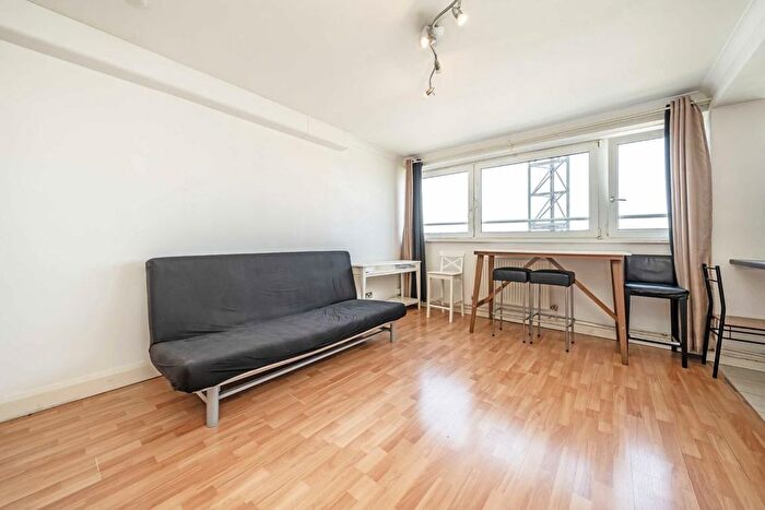1 Bedroom Flat To Rent In Queensdale Crescent, London, W11