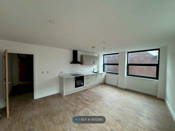 1 Bedroom Flat To Rent In North Church House, Sheffield, S1