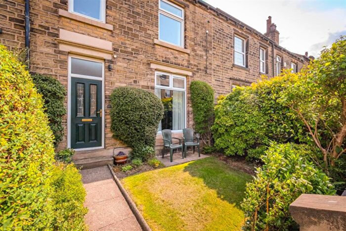 4 Bedroom Terraced House For Sale In Colwyn Street, Marsh, Huddersfield, HD1