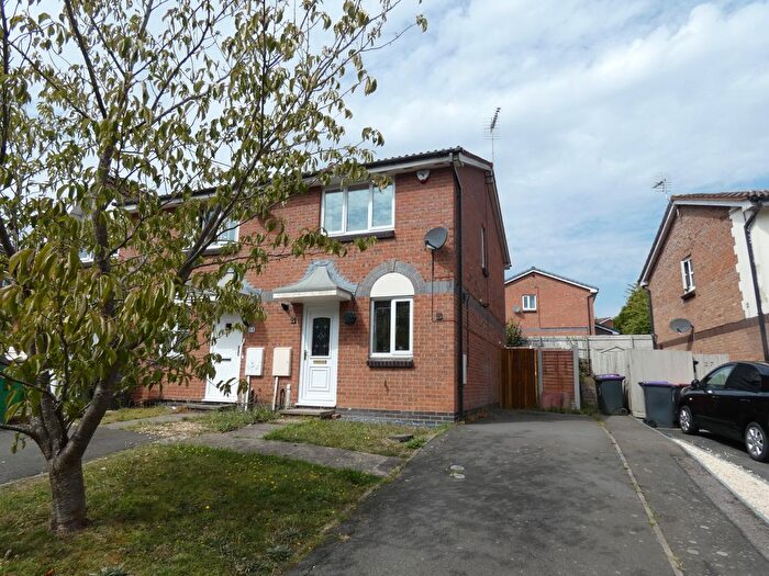 2 Bedroom End Of Terrace House To Rent In Eleanors Close, Aqueduct, TF4