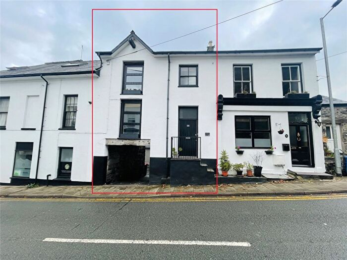 2 Bedroom Terraced House For Sale In Bank Place, Porthmadog, Gwynedd, LL49