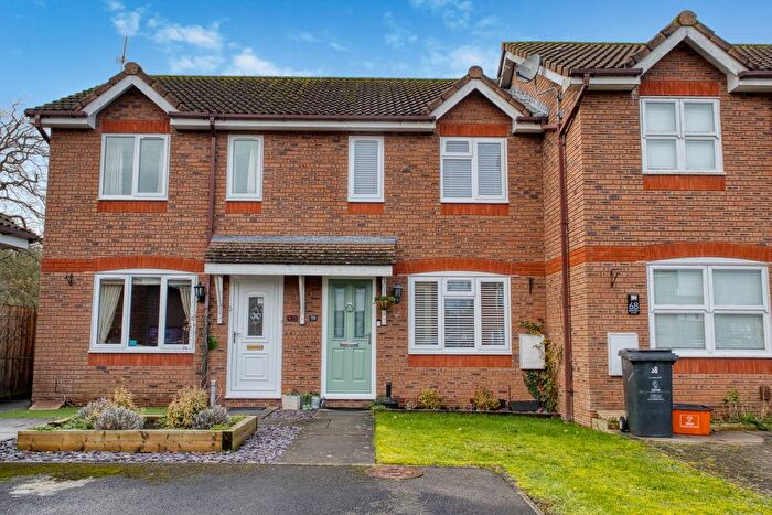 2 Bedroom Terraced House For Sale In Bullfinch Close, Covingham, SN3