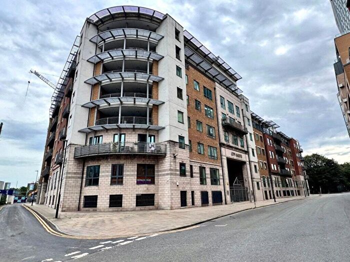 2 Bedroom Apartment For Sale In City Road East, Manchester, M15