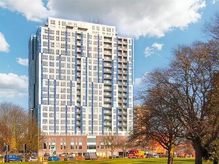1 Bedroom Flat To Rent In Kd Tower, Cotterells, Hemel Hempstead, HP1