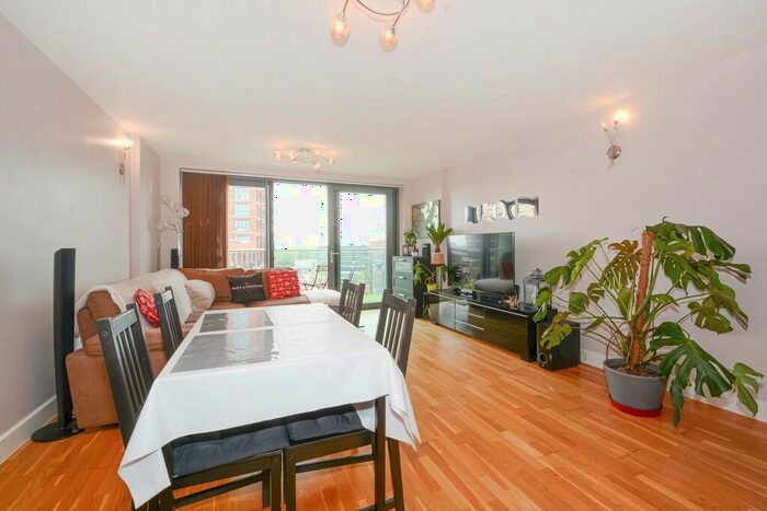 2 Bedroom Apartment To Rent In Toronto House, Surrey Quays Road, SE16