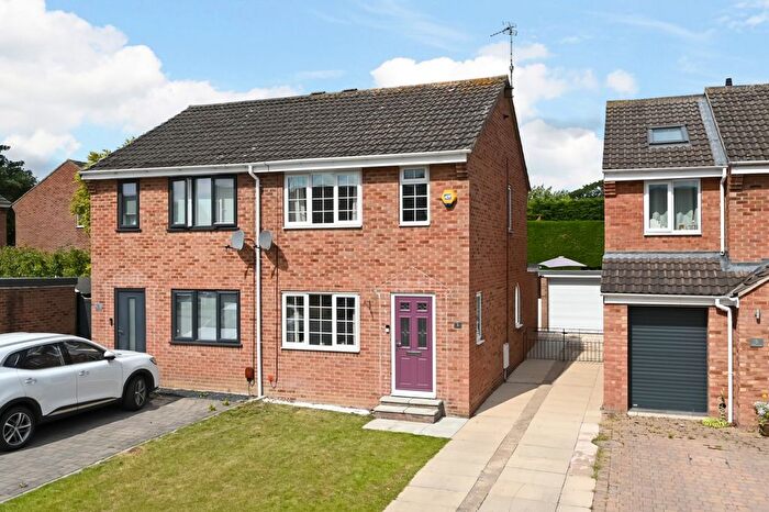 3 Bedroom Semi Detached House To Rent In Bellmans Croft, Copmanthorpe, York, YO23