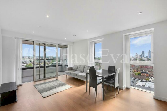 2 Bedroom Apartment To Rent In Hurlock Heights, Elephant Park, Elephant & Castle, SE17