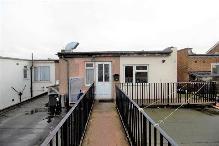 2 Bedroom Apartment To Rent In Rush Green Road, Romford, RM7