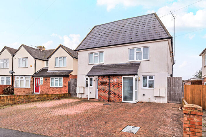 3 Bedroom Semi Detached House For Sale In Scotland Bridge Road, New Haw, KT15